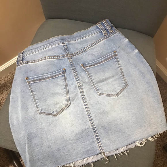 🔹BDG Denim Mini🔹from Urban Outfitters - Picture 6 of 6